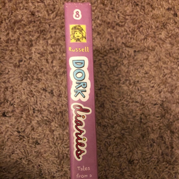 Books - Picture 4 of 6